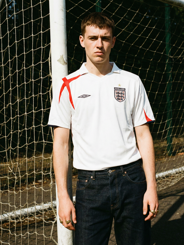 England 2006 Home Retro — The St George's Cross at Germany 06