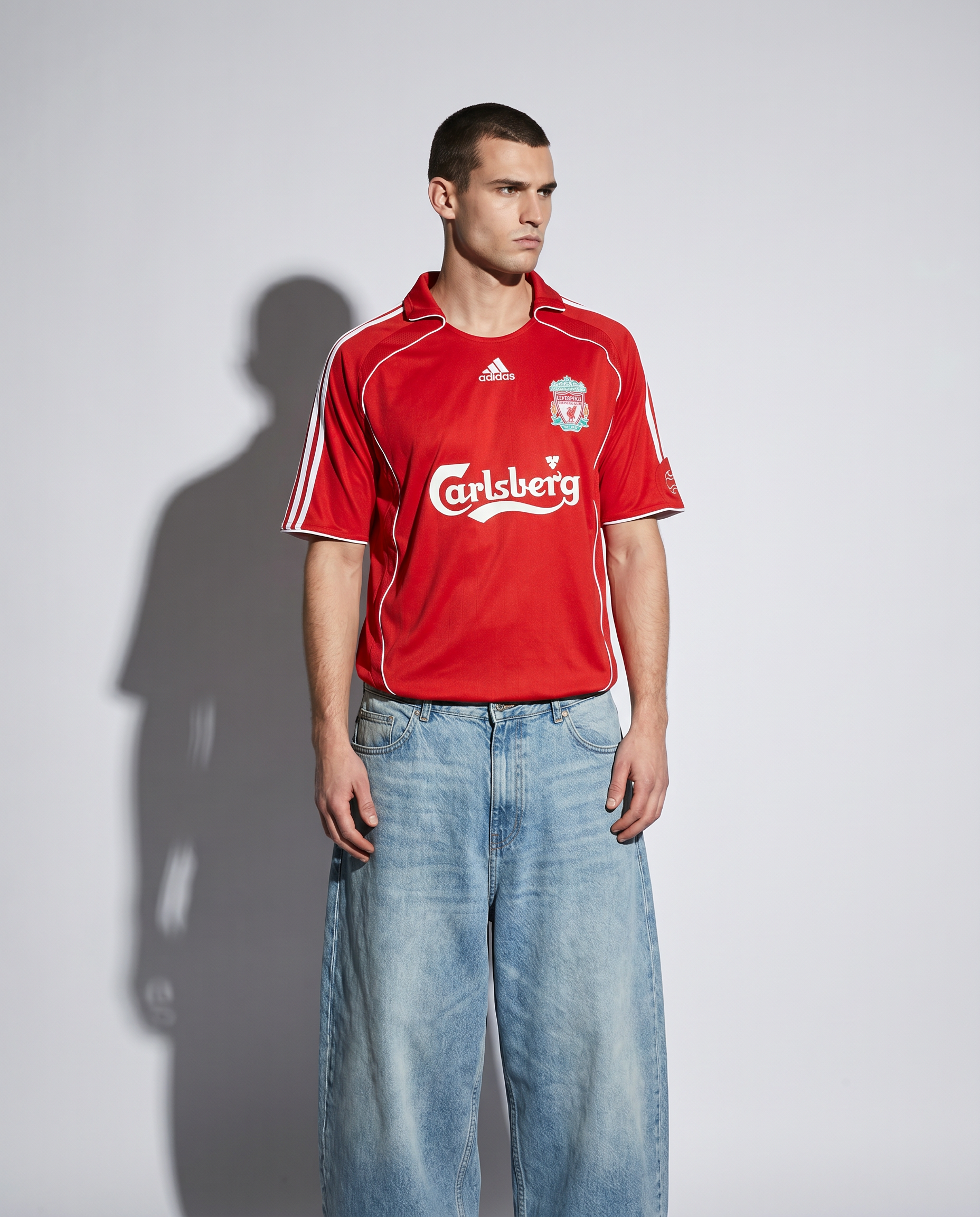 Liverpool 06/08 Home Retro — The Anfield 2000s Classic - Gallery 2
