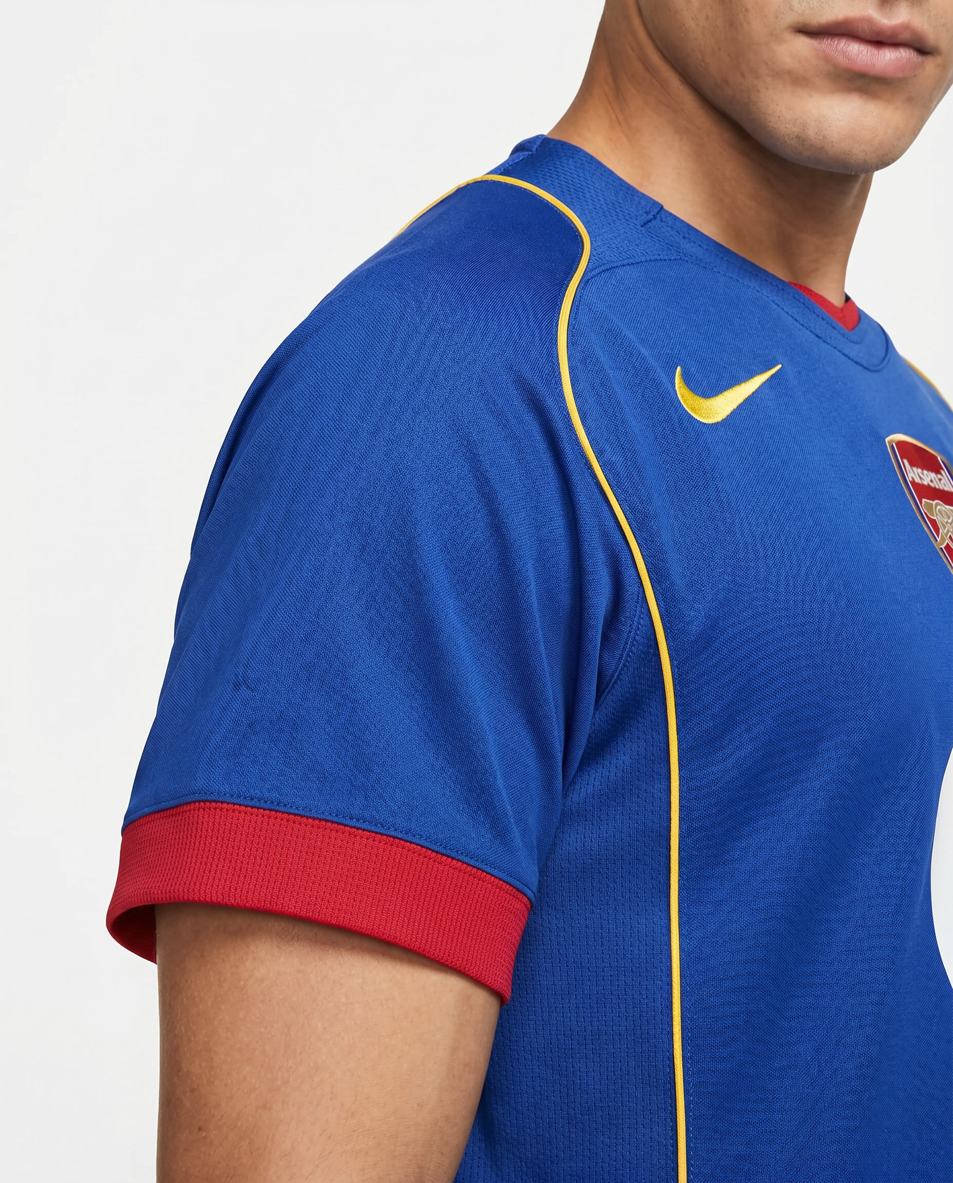 Arsenal 04/05 Away Retro Jersey — The Invincibles Era - Gallery 4