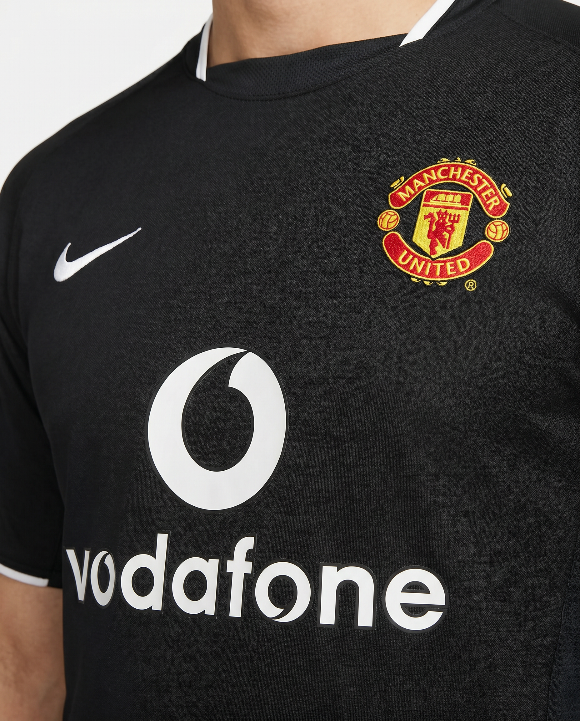 Manchester United 2003/05 Third Retro Jersey — Black Devils - Gallery 3