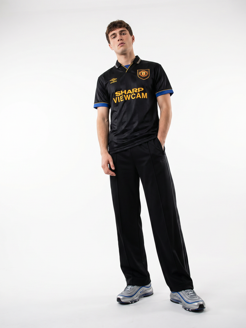 Manchester United 1993/95 Away Retro Jersey - The Double Winners - Image 3