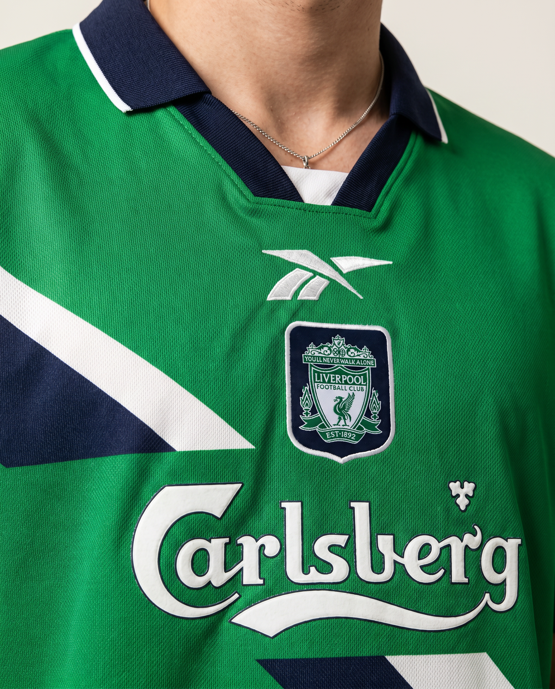 Liverpool Away Retro Shirt 1995/96 Green - Gallery 2
