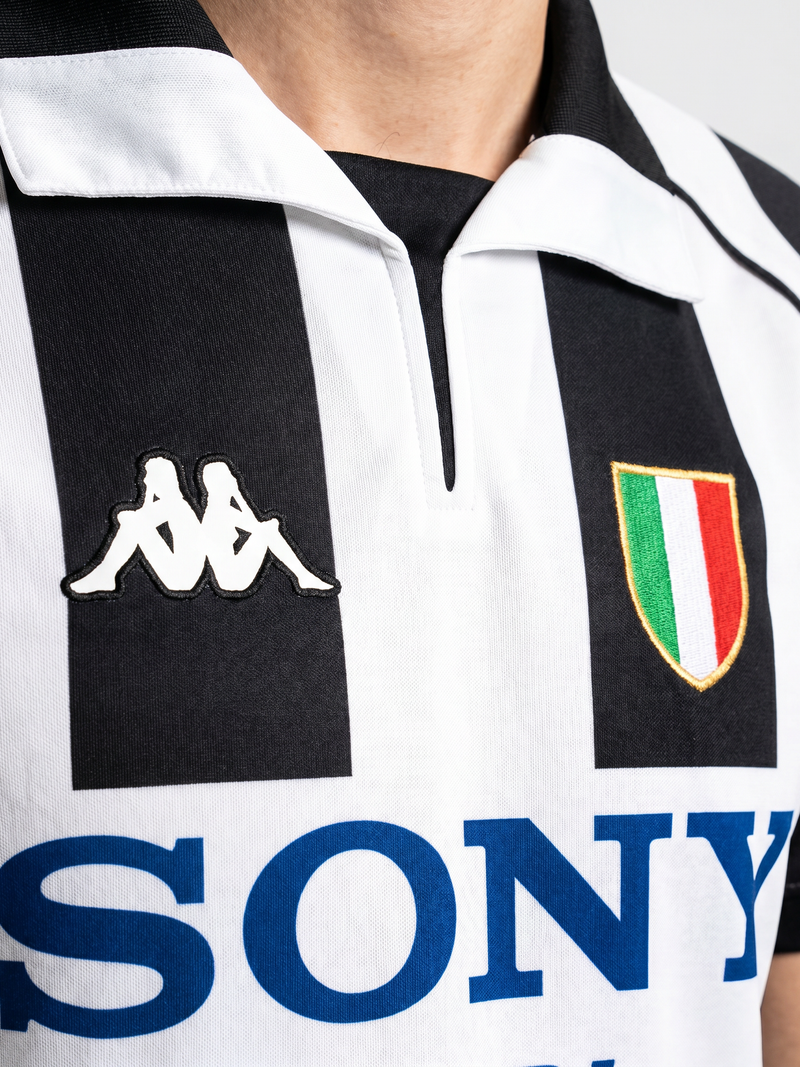 Juventus 97/98 Home Retro — The Bianconeri 90s Classic - Image 3