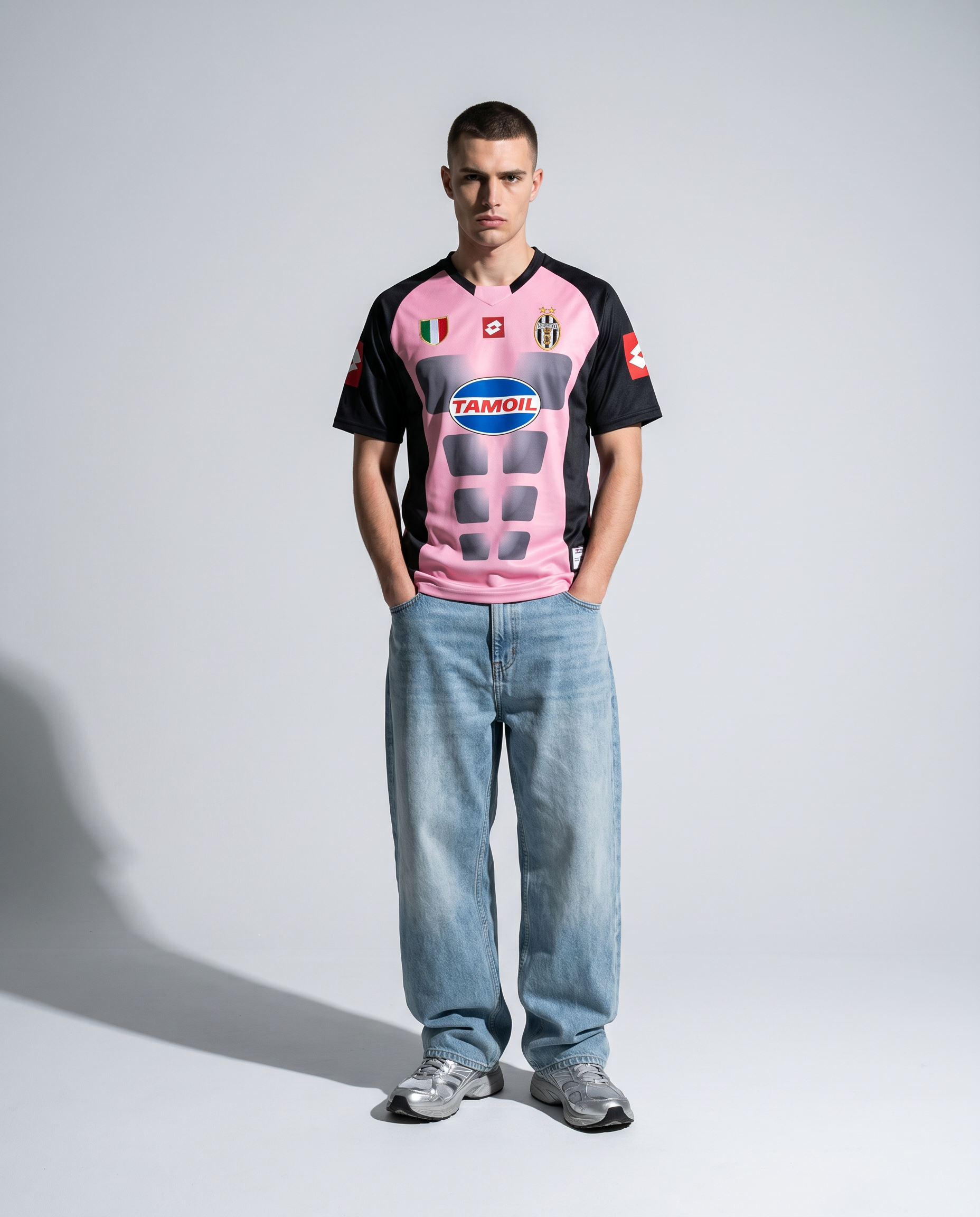 Juventus 02/03 Away Retro — The Pink Legend - Gallery 1