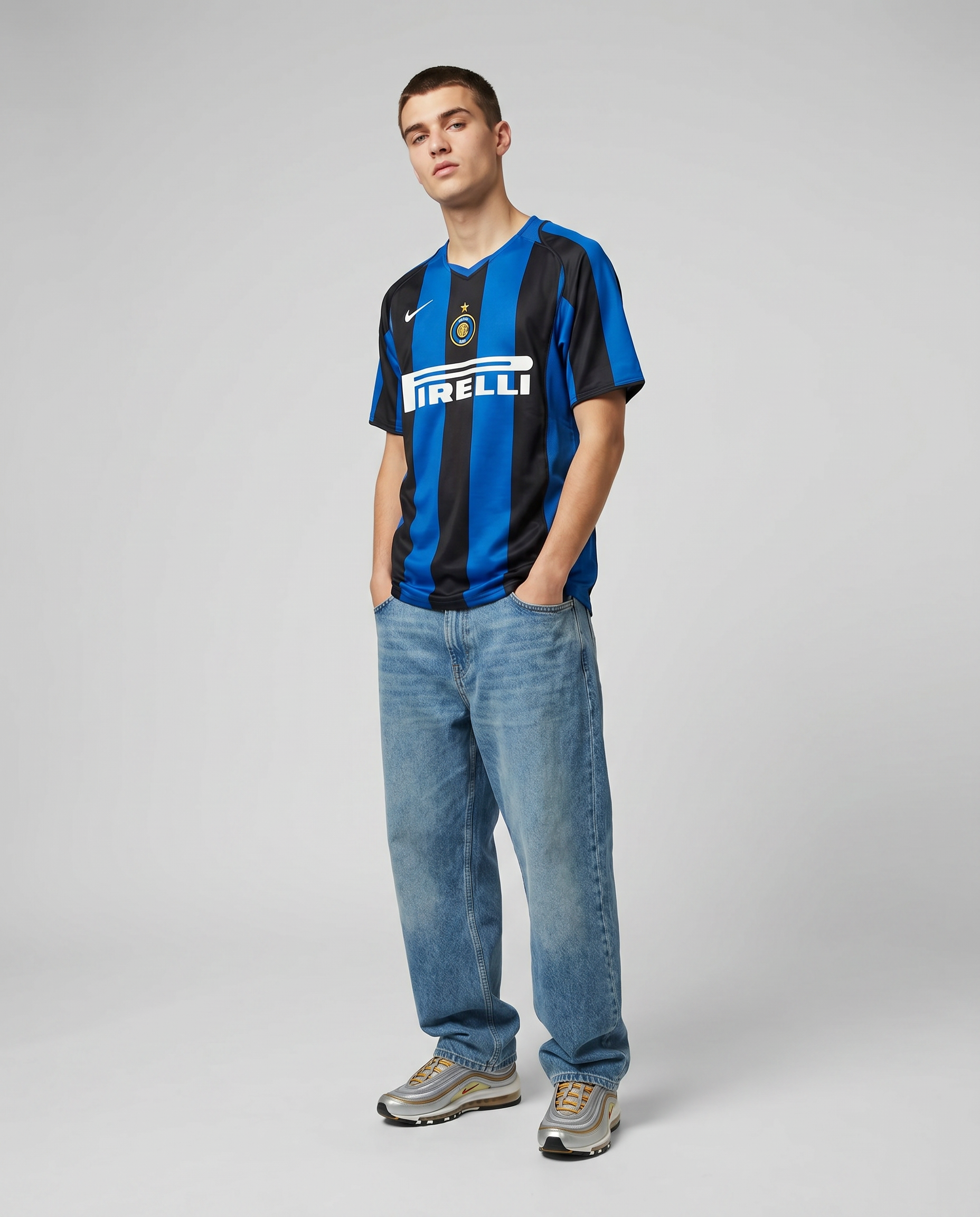 Inter Milan 04/05 Home Retro — The Scudetto Contenders - Gallery 2