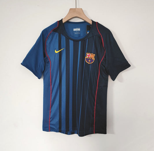 Barcelona 2004/05 Home Retro — The Blaugrana La Liga Era