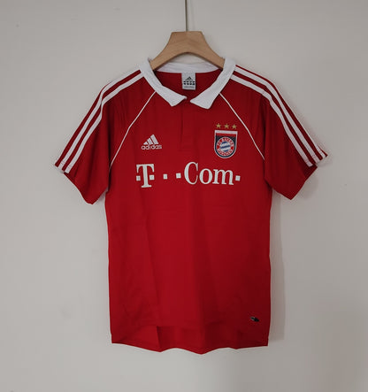 Bayern München 05/06 Heim Retro — Die T-Com Ära