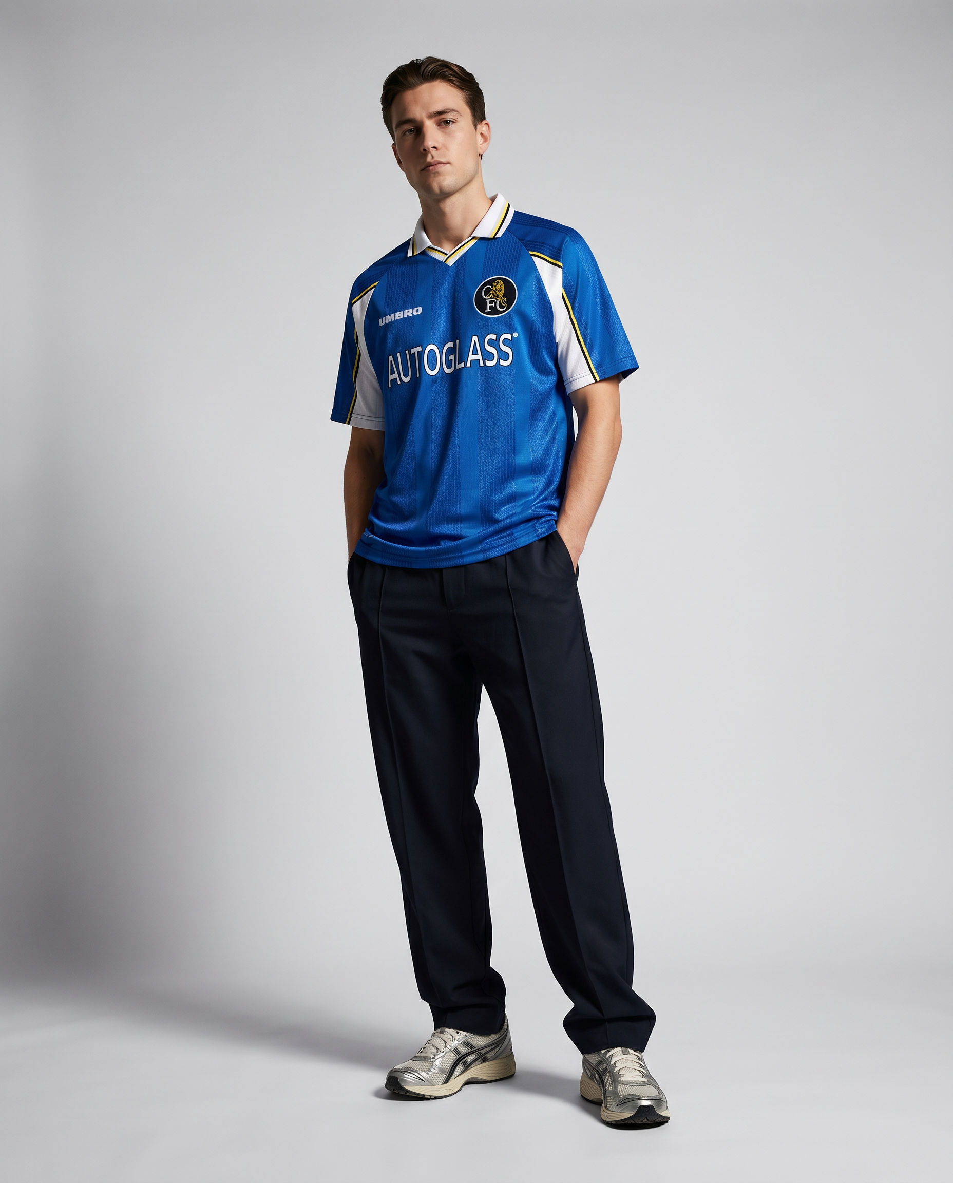 Manchester City Away Shirt 2010/12 - Gallery 3