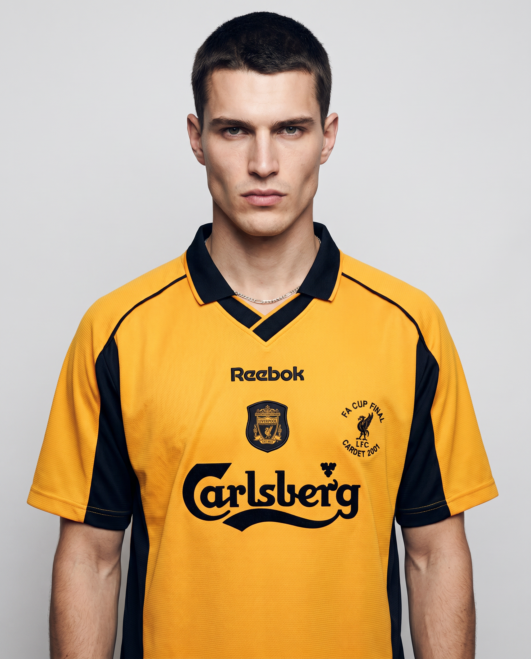 Arsenal Away Retro Shirt 1999/2001 - Gallery 1