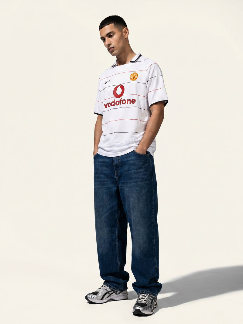 Manchester United Away Shirt 2003/05 - Image 3