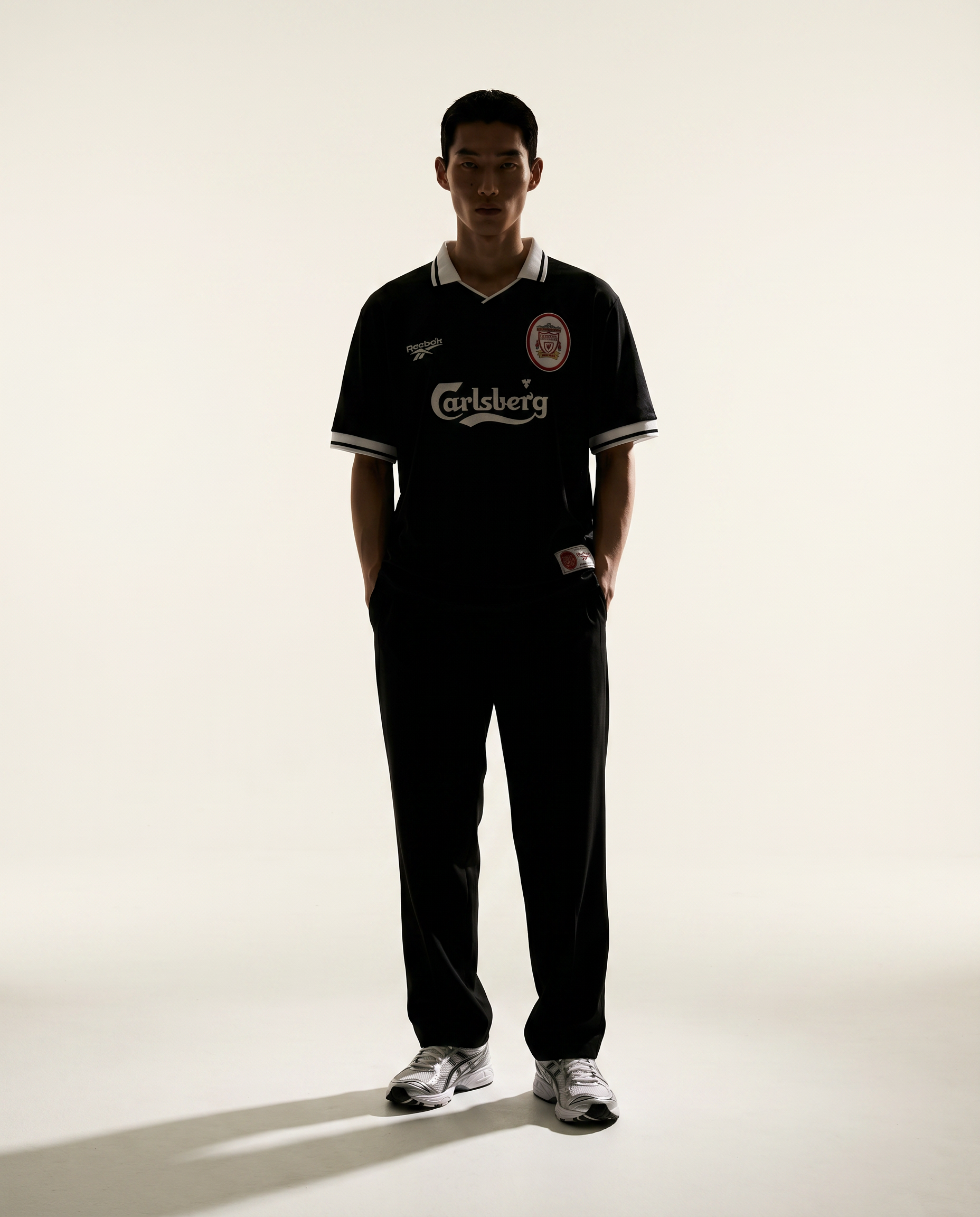Liverpool Away Shirt 2002/04 - Gallery 2