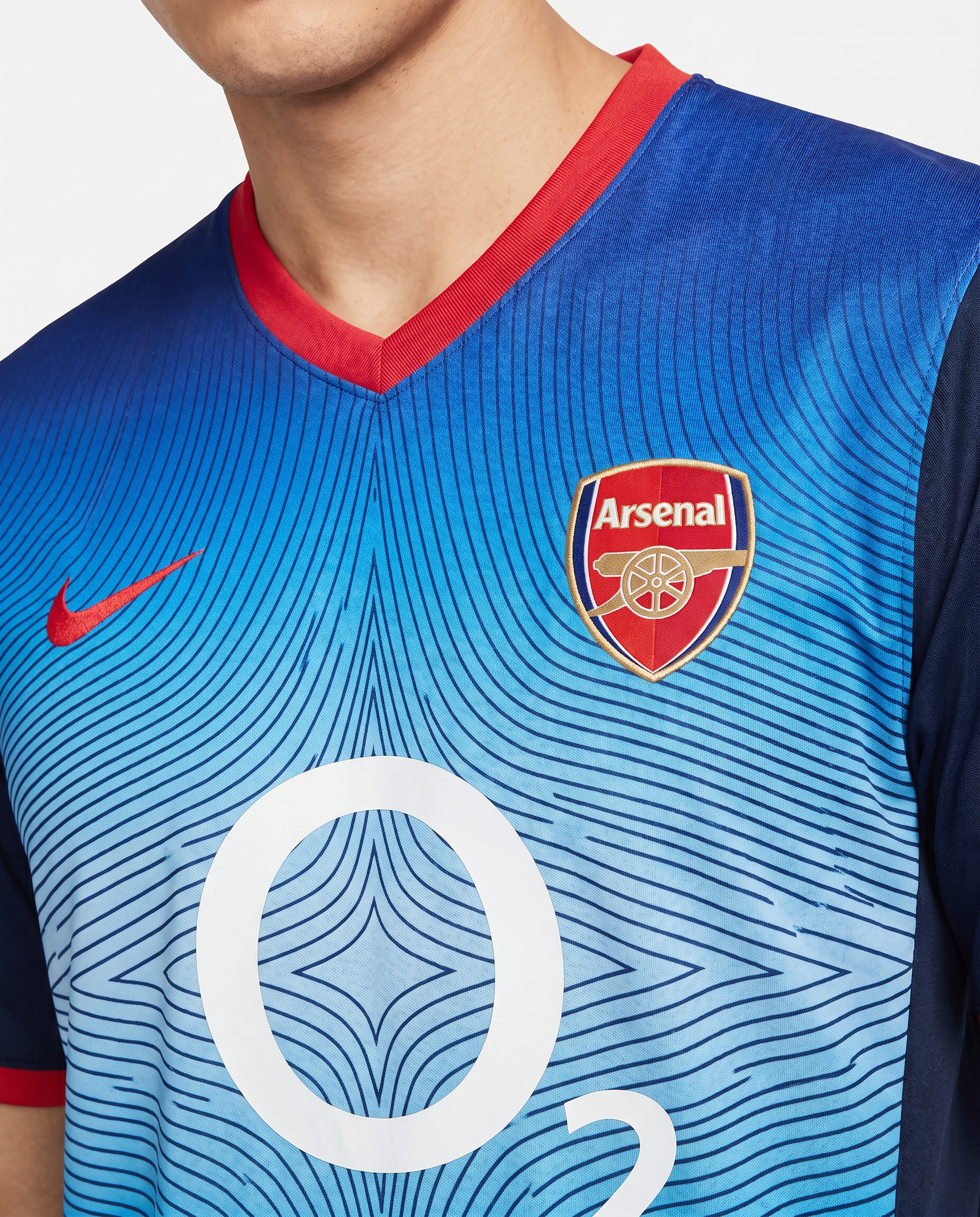 Arsenal Away Shirt 2010/11 - Gallery 1