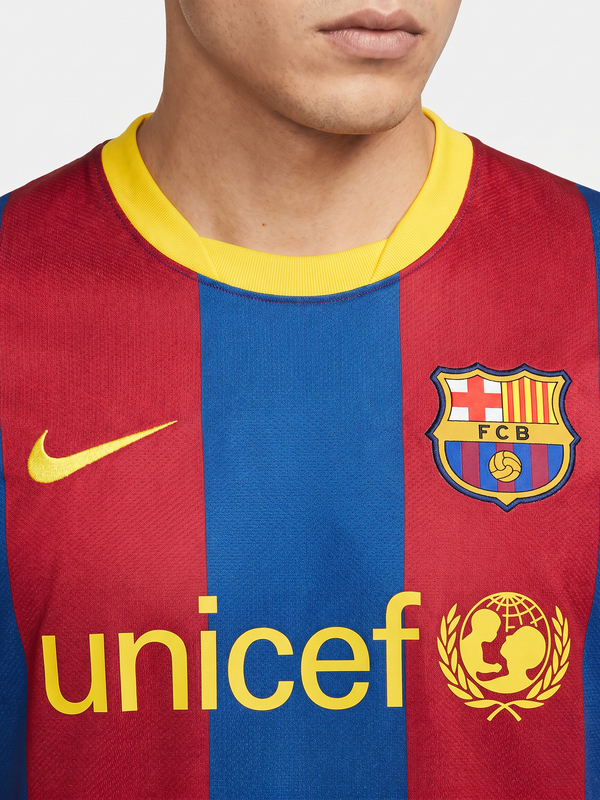 Barcelona 10/11 Home Retro — The Greatest Club Team Ever Assembled - Secondary