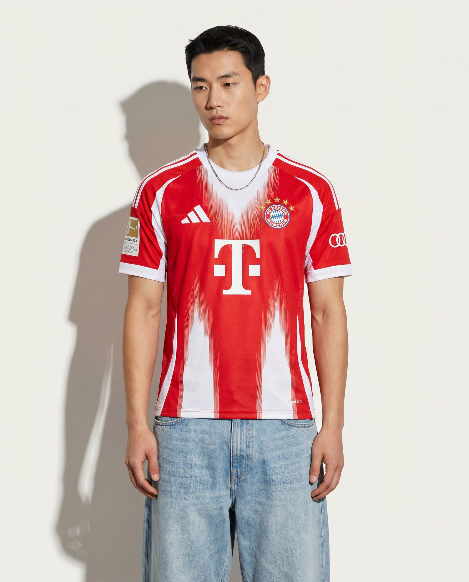 FC Bayern München Heim 25/26 – El Rojo Eterno del Allianz