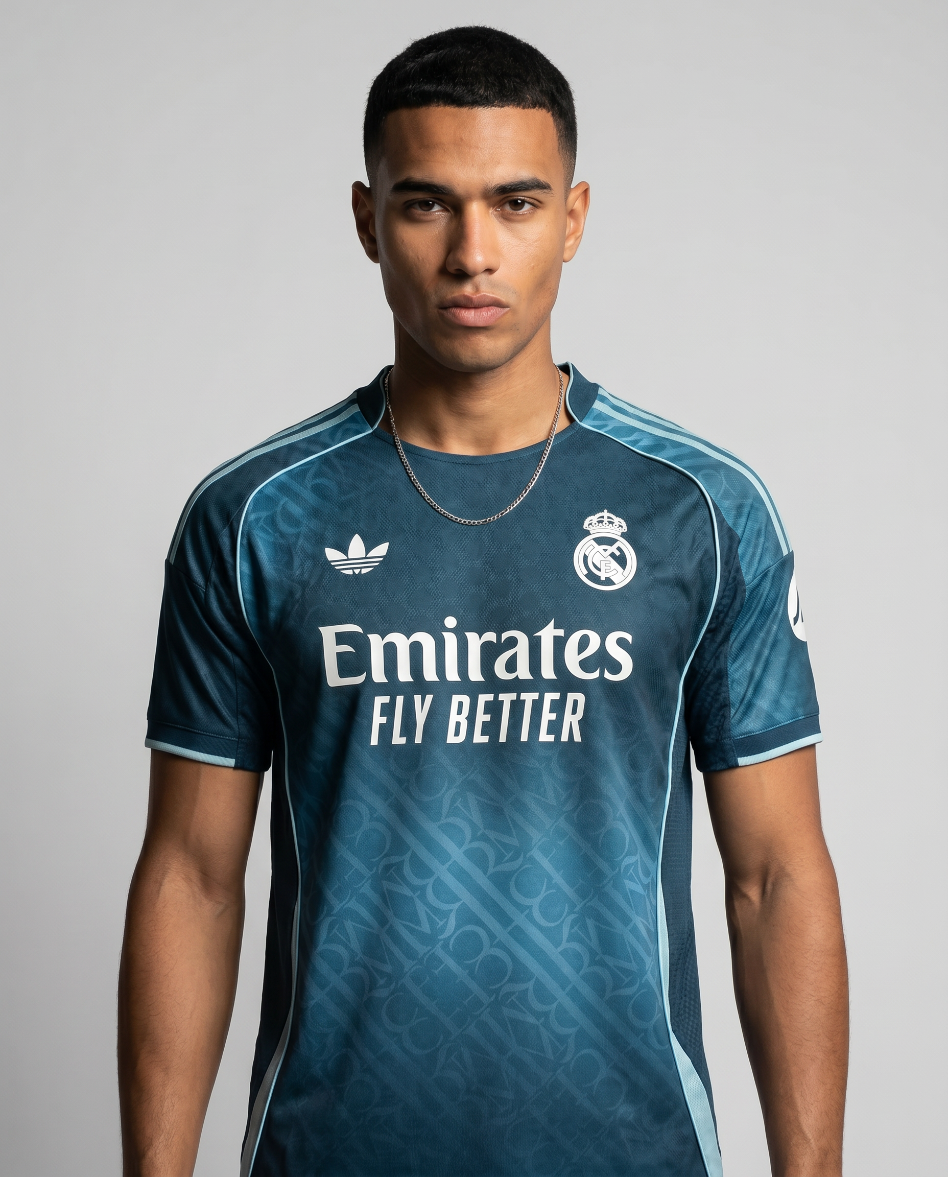 Real Madrid 25/26 Away — The Royal Blue Originals - Gallery 2