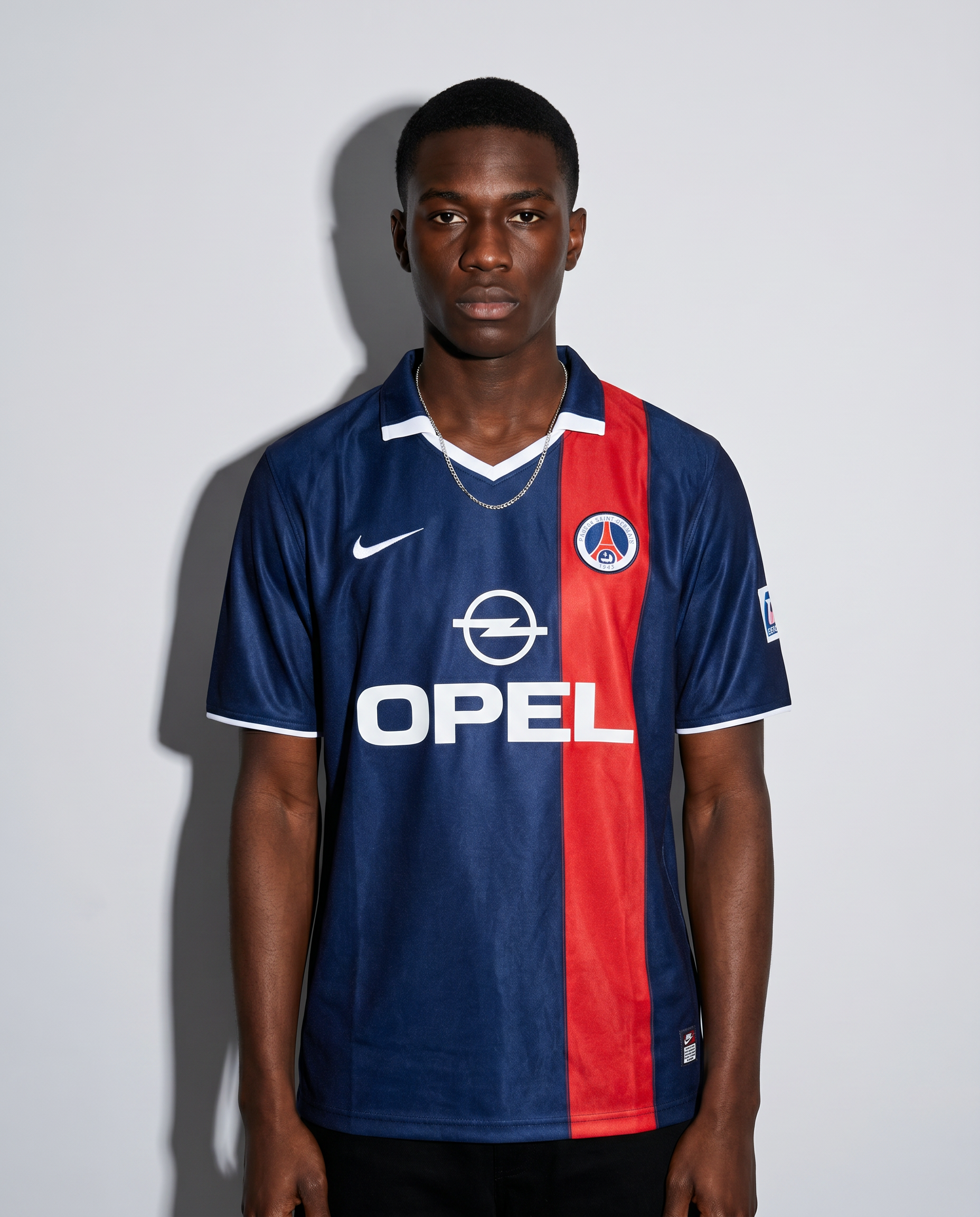 PSG 2001/02 Home Retro — Navy, Red Stripe, and Early 2000s Attitude - Gallery 2