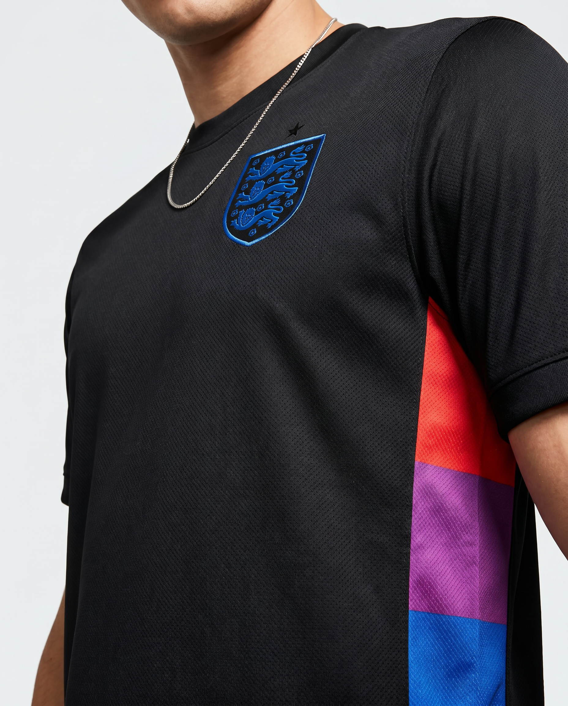 England Away Shirt 25/26 - Gallery 1