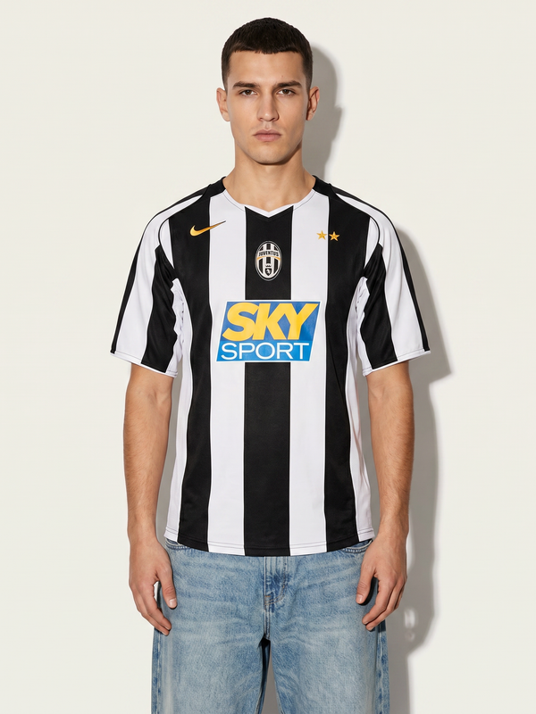 Juventus 04/05 Home Retro — The Bianconeri Stripes