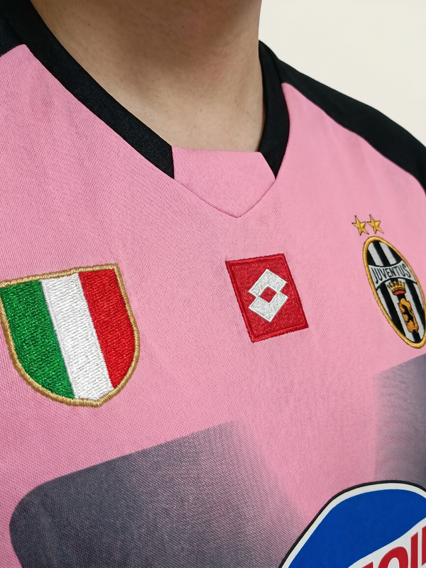Juventus 02/03 Away Retro — The Pink Legend - Secondary