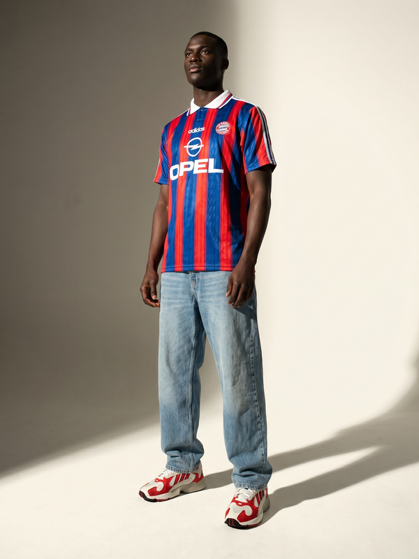 Bayern München 95/97 Home Retro — Stripes of Glory - Secondary