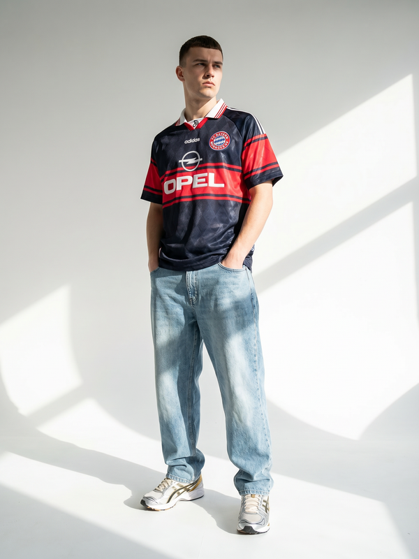 Bayern Munich 97/99 Away Retro — The Bavarian Dark Classic - Secondary