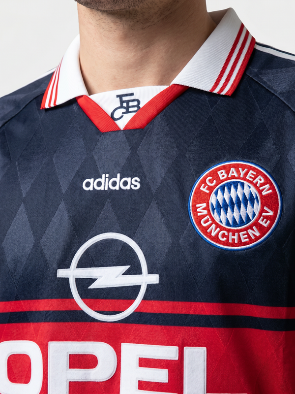 Bayern Munich 97/99 Away Retro — The Bavarian Dark Classic
