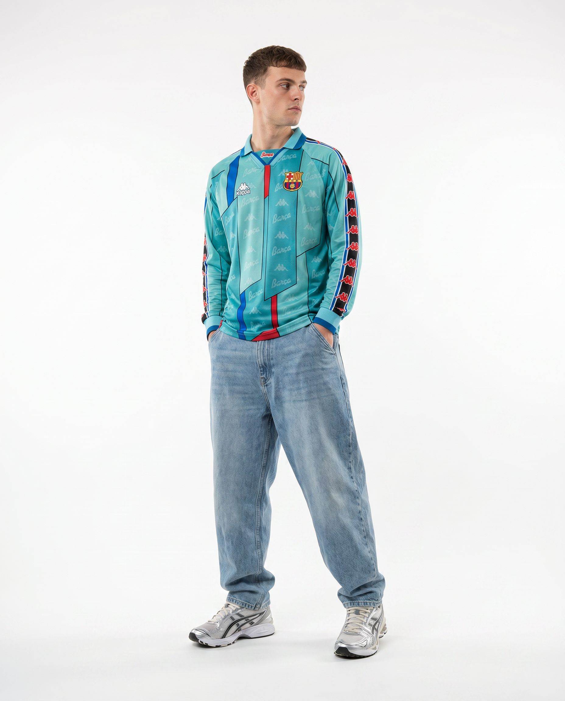 Barcelona 1996/97 Away Retro Jersey — The Teal Icon - Gallery 3